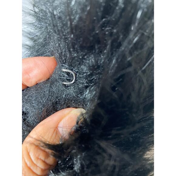 Forever 21 Black Faux Fur 2 clasp Vest Women's Size L - Picture 5 of 12